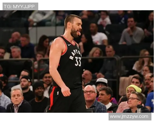 小莫布里全能表现助力球队攻防稳定贡献21分5板4助2断2帽精彩数据回顾 小莫布里全能表现助力球队攻防稳定贡献21分5板4助2断2帽精彩数据回顾