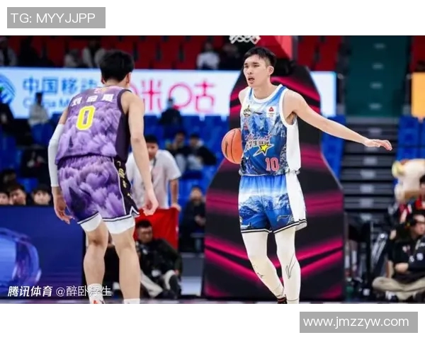 管子煜突破防守连过两人上篮被文班帽封盖精彩瞬间回顾 管子煜突破防守连过两人上篮被文班帽封盖精彩瞬间回顾