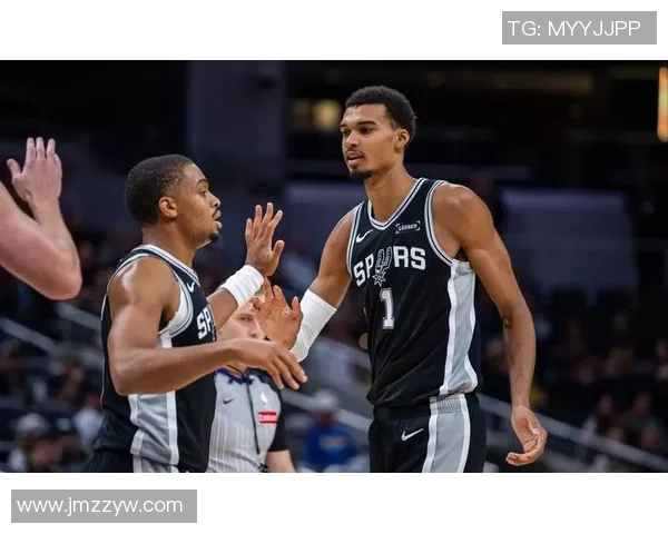 本赛季中投命中率前十球队分析湖人独占鳌头太阳紧随其后