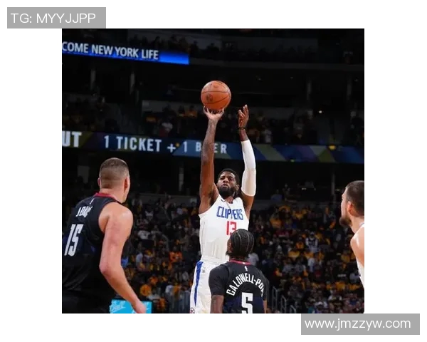 快船遭遇六连败危机面对状态火热的掘金队挑战在即