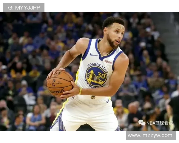 张佳玮解析库里魔球魅力科尔战术智慧超越米奇对文班的运用