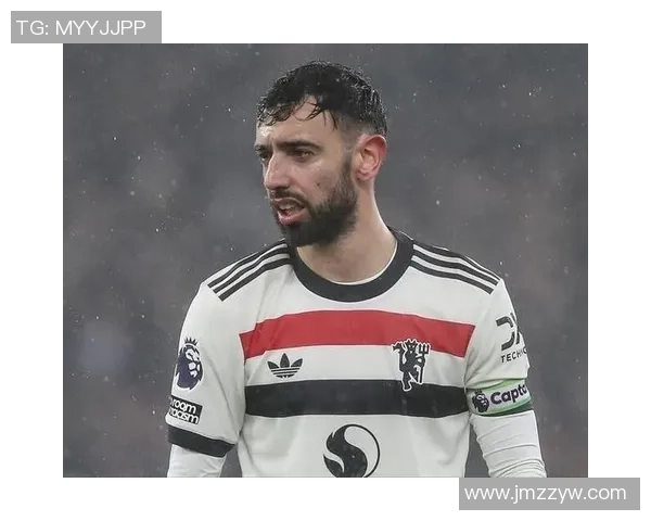 B费调侃B席场上抱怨更甚自己引发球迷热议