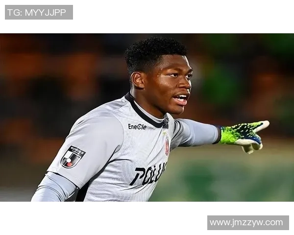 阿森纳关注帕尔马门将铃木彩艳并派遣球探进行考察 阿森纳关注帕尔马门将铃木彩艳并派遣球探进行考察