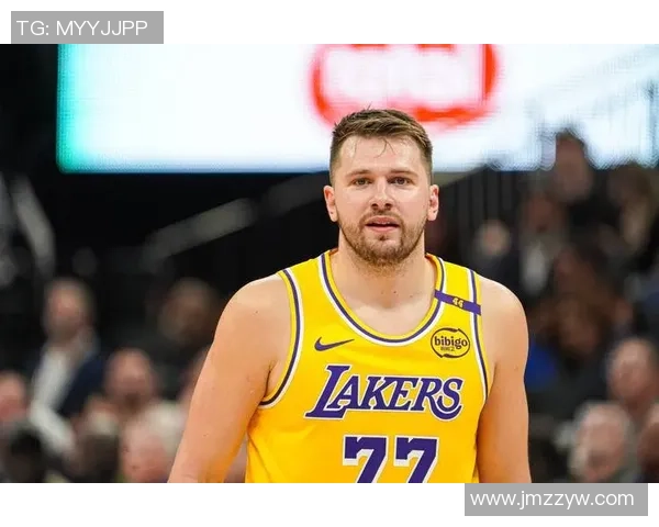 东契奇盛赞艾顿下半场表现称其对球队至关重要