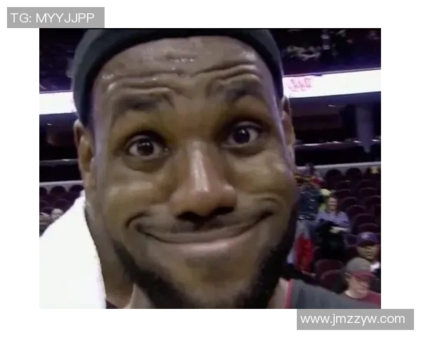 詹姆斯调皮转发广告视频搭配表情包引发网友热议与欢笑