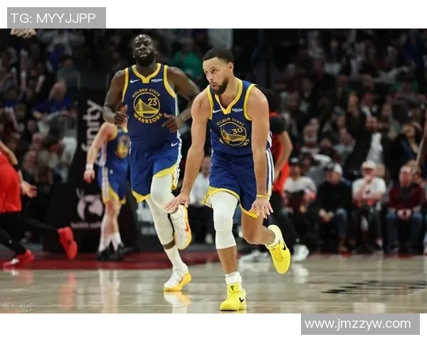 勇士主场对决开拓者首发阵容揭晓库里领衔穆迪理查德巴特勒追梦齐上阵 勇士主场对决开拓者首发阵容揭晓库里领衔穆迪理查德巴特勒追梦齐上阵