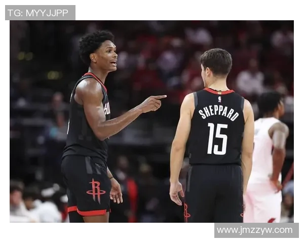 火箭攻防实力强劲获A级评分但仍需保罗助力进攻梳理 火箭攻防实力强劲获A级评分但仍需保罗助力进攻梳理