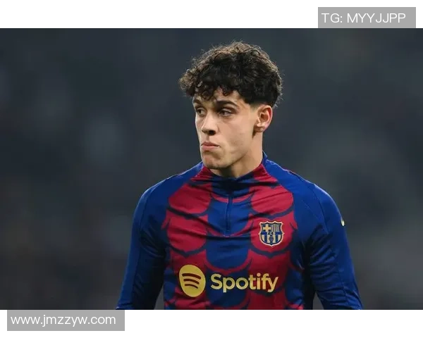 老友重聚感人瞬间佩尼亚福特赛后与巴萨昔日队友深情拥抱